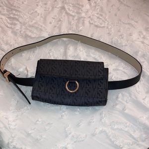 Women Steve Madden Fanny belt bag black Brand New